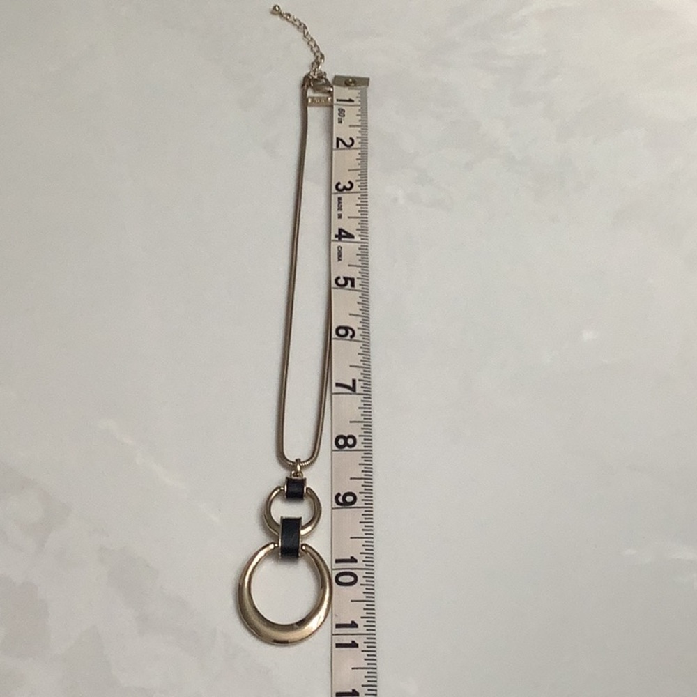 White House Black Market Necklace
